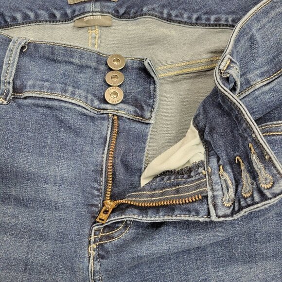 Torrid Women's Super Soft Dark Wash High Rise Jegging Size 18s (Short) - Picture 5 of 13